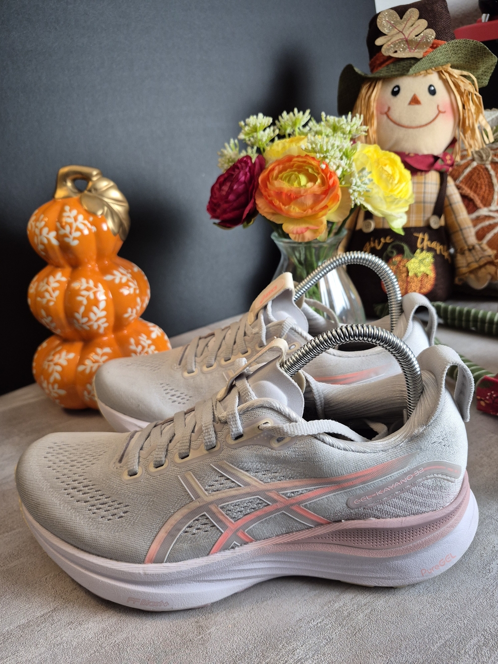 ASICS Women's Light Gray and Pink Running Shoes.Size 8